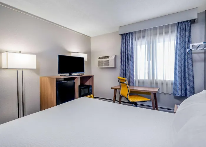 Days Inn By Wyndham Sioux Falls Airport