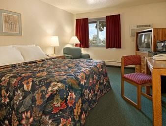 Days By Wyndham Airport Hotel Sioux Falls