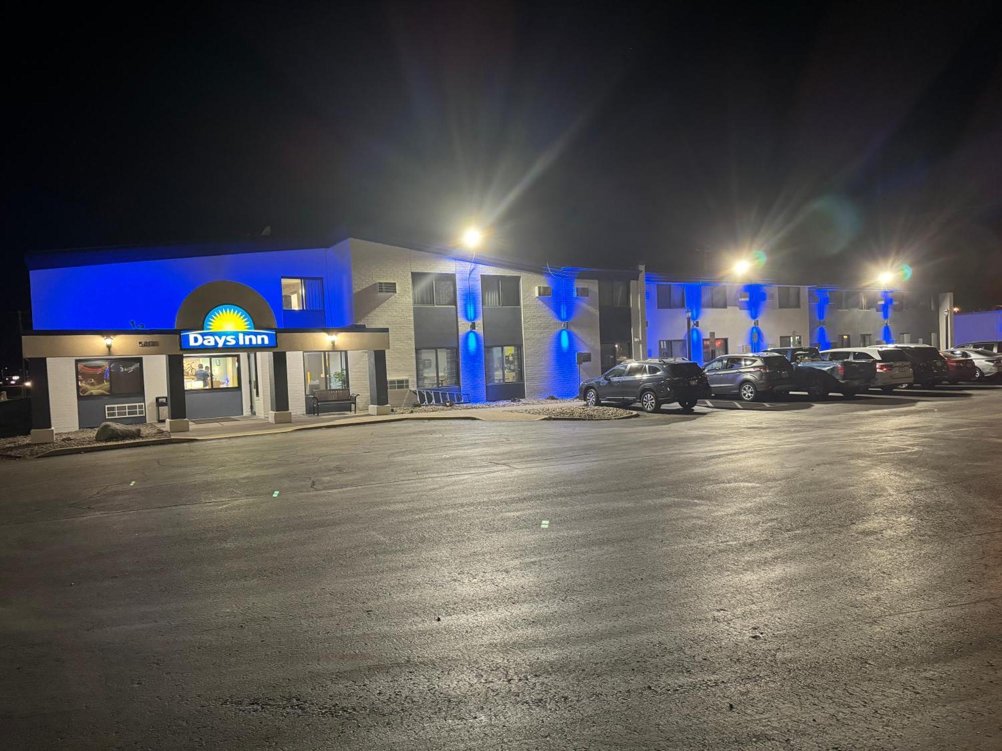 Hotel Days By Wyndham Airport Sioux Falls